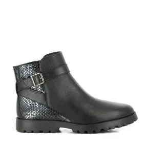 24 Hrs 23397 Black Snake Print Ankle Boots