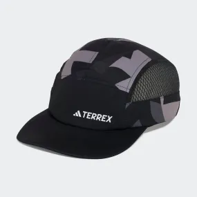 adidas Terrex 5 Panel Graphic Cap | Black / Carbon / White
