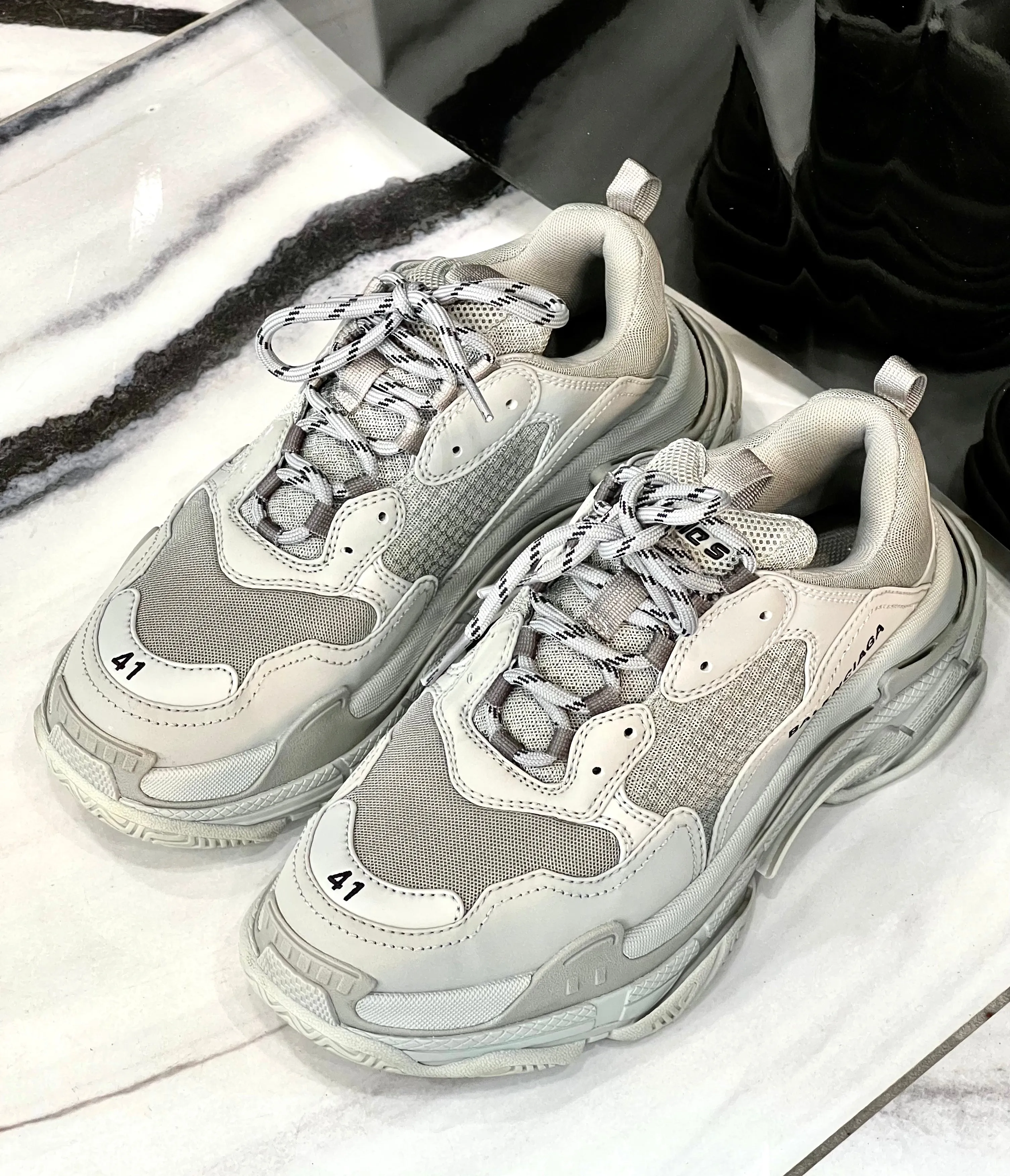 BALENCIAGA TRIPLE S CLEAR SOLE SNEAKER