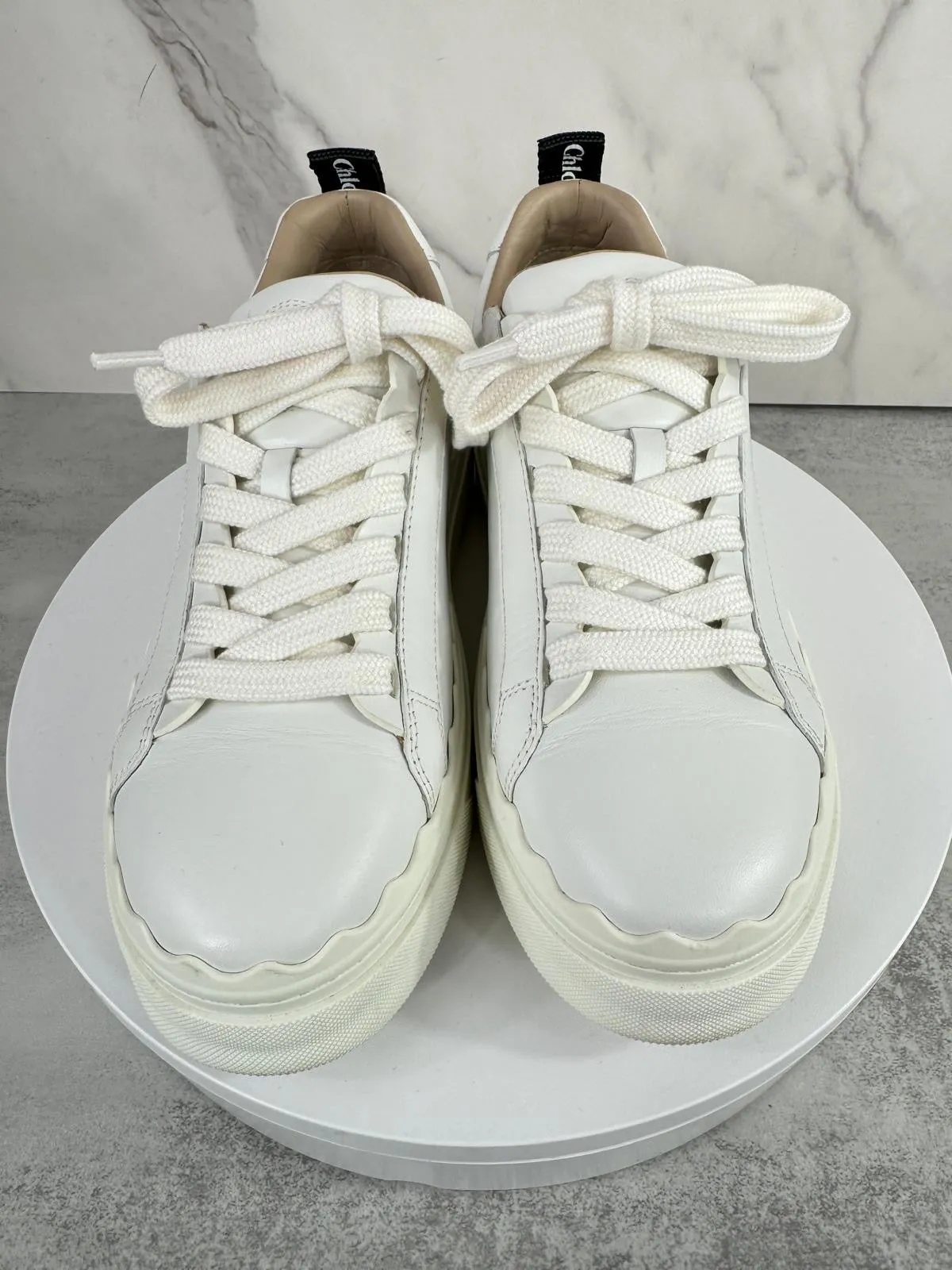 CHLOÉ LAUREN LOW-TOP CALFSKIN LEATHER SNEAKERS