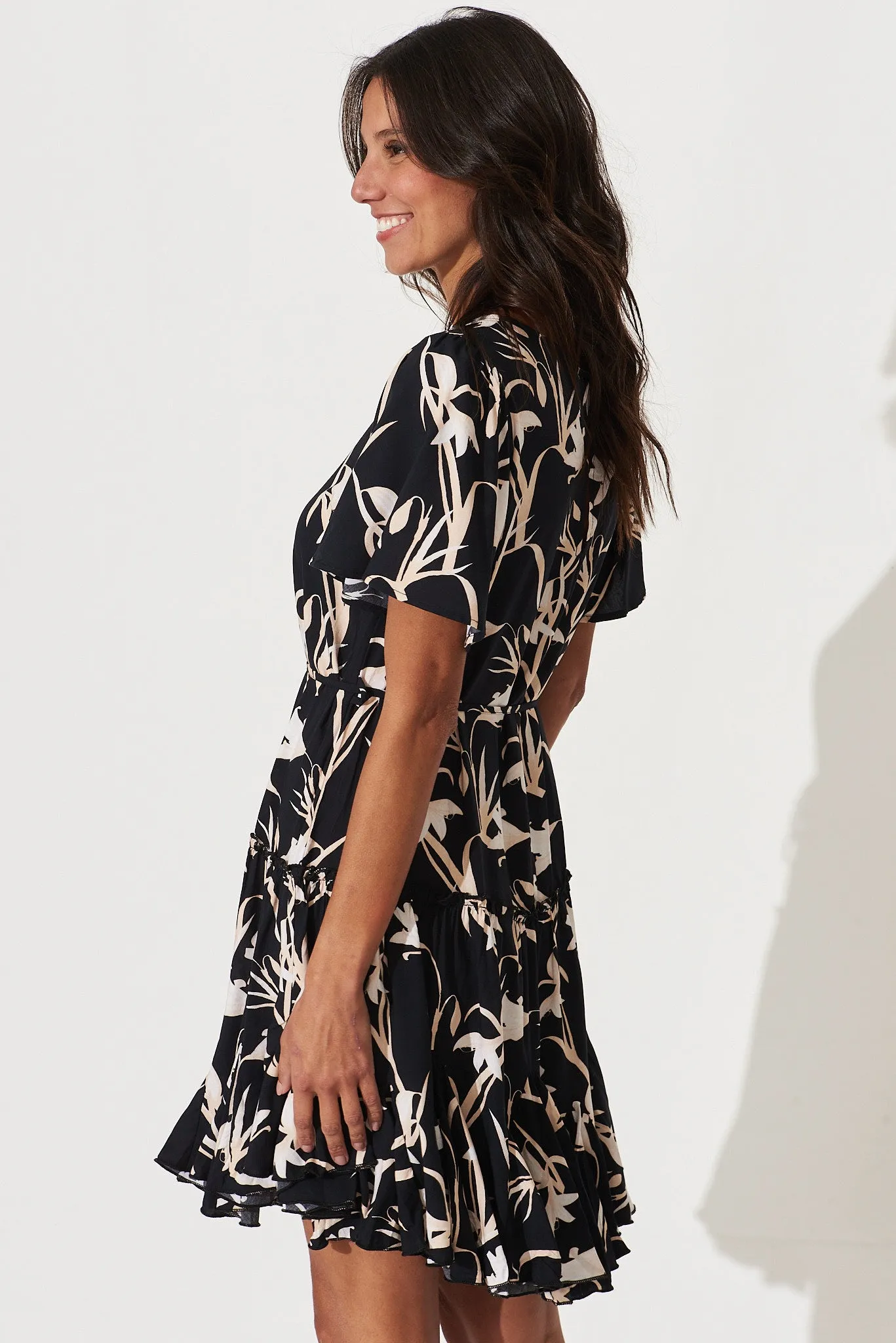 Devora Dress In Black With Beige Leaf Print