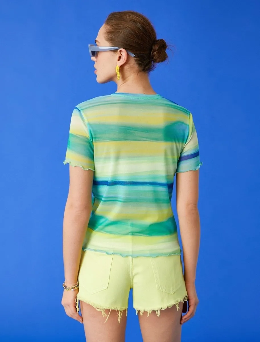 Graphic Printed Mesh T-shirt in Green