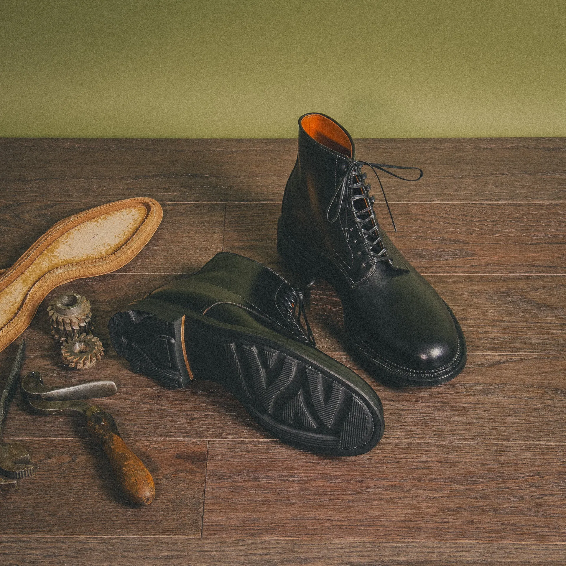 Navvy™ - Black French Calf