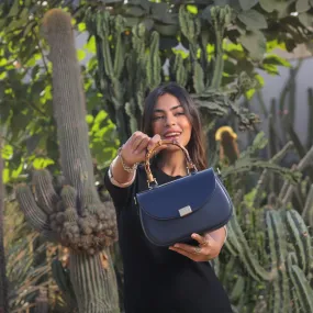 Quintessential Crossbody - Black